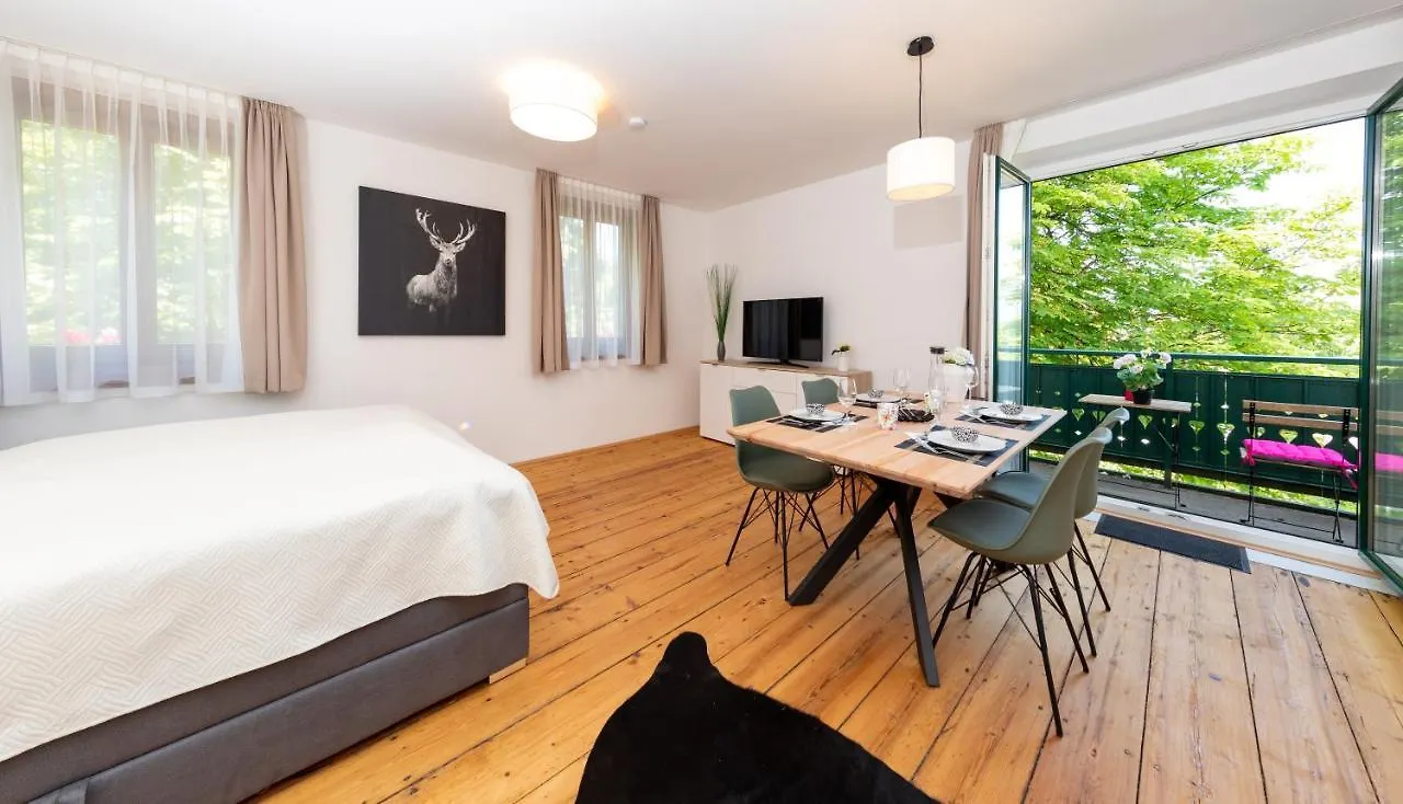Apartment Suiten Am Rosenberg Graz